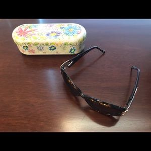 Brighton sunglasses with case